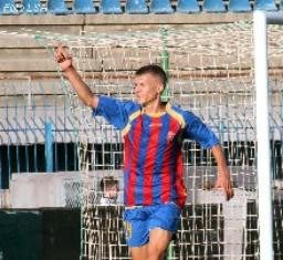 Vajushi shenon golin e pare ndaj Teutes