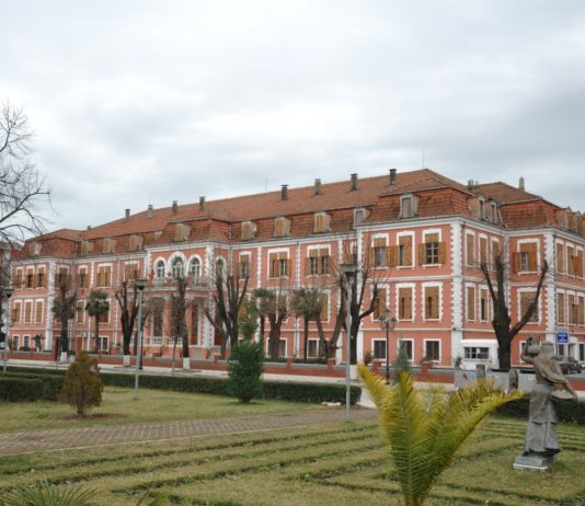 Post- skandali. Në Bashki duan përgjegjësit