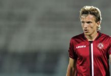 Panuçi në pankinën e Shqipërisë, “fërkon duart” Vajushi