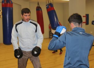 Sermi: Vllaznia synon titullin edhe me boksierët 18 vjeçarët