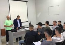 Erkand Qerimaj “lë” peshëngritjen. Nis një tjetër punë