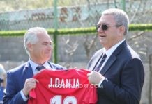 Intervista/ Ferdinand Jaku në një profil ndryshe. Një “10” për të dhe jo vetëm si president