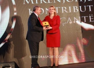 Bashkia Shkodër nderohet me “Mirënjohje” nga Federata e Futbollit të Kosovës