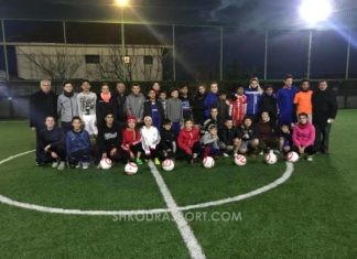 “Risia” nr.2 e Ferdinand Jakut. Krijon të parin ekip futbolli me fëmijë të komunitetit rom dhe egjiptian