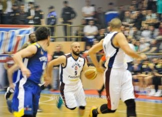 Vllaznia drejt mbijetesës në Superligë, mposht Flamurtarin në sfidën e parë