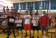 Tre boksierë shkodranë kampionë me 18 vjeçarët. Senad Drini merr kupën si më i miri