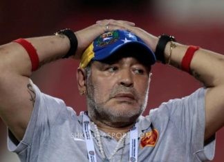 Situatë kritike prej dhimbjeve, Maradona shtrohet me urgjencë në spital