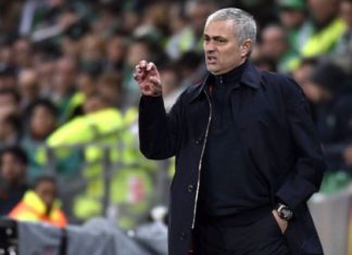 Risi në Angli, kartonë edhe për trajnerët