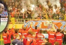 Nostalgji/ Kur në “Qazim Dervishi” basketbollistët e Vllaznisë festonin