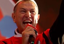 Pritja merr fund, De Biazi trajner në Serinë A?