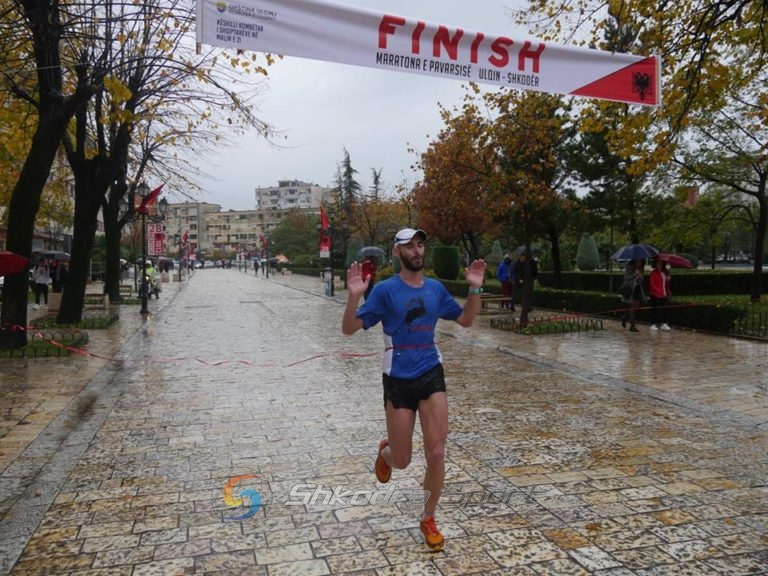 Keraxhijeva e Kiradiliev fituesit e edicionit të 7-të të “Maratonës së Pavarësisë”