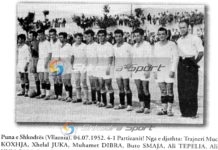 Publikohet për herë të parë/ Në foto Vllaznia e vitit 1952 kur mundte 4-1 Partizanin