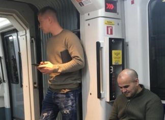 Merr 100 mijë euro në javë, portieri i Barcelonës fotografohet duke udhëtuar me metro