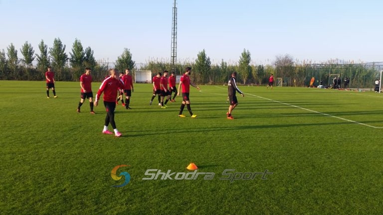 Zbulohet formacioni i mundshëm ndaj Uellsit, Panucci vjen me surpriza