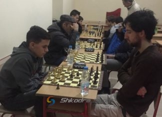 Erion Harusha shpallet fitues i turneut të shahut në Shkodër