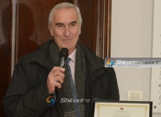 Flet Refik Vorfa pas titullit “Mirënjohja e Qytetit”: I lumtur, ky është trofeu më i rëndësishëm i karrierës time!