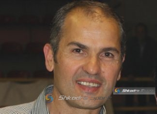 Sokol Kalaj, një nga basketbollistët më të mëdhenj të Shqipërisë së viteve ’80