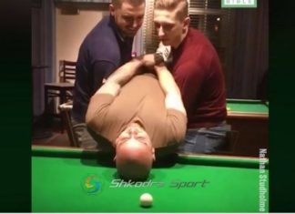 VIDEO/ Çudira nga bota, të luash bilardo me… kokë