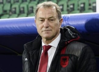 De Biasi: Kisha dëgjuar vetëm gjëra të këqija për shqiptarët. Natën e parë në Tiranë vendosa karrigen prapa derës së dhomës