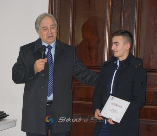 Mjeshtri Asim Belinova: Saimir Lagja do të jetë pasardhësi i Erkand Qerimajt me medaljet e tij në Europë