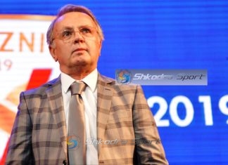 Astrit Hafizi në “ekstazë”: I lumtur për titullin, ja kujt ia dedikoj atë