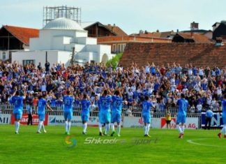 Luhet “derbi” i Kosovës, një shkodran shënon gol, një tjetër merr karton të kuq