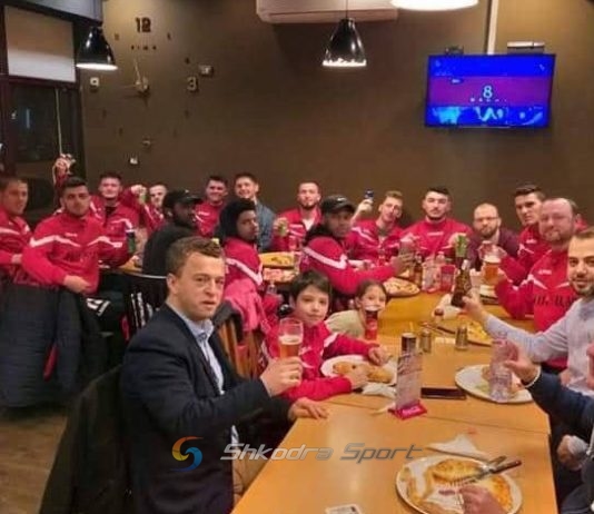 TIRANA dhe VLLAZNIA sot përplasin “brirët”, supersfida e parketit nis “dhëmbë për dhëmbë” nga restoranti