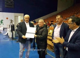 Federata nderon Alfred Bardelin me titullin “Nderi i mundjes shqiptare”