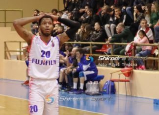 Vllaznia e basketbollit “me duar në kokë” edhe 40 minuta. Fati i saj vendoset të shtunën