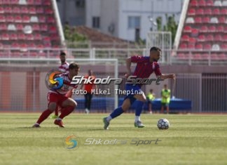 Mbyllet pjesa e parë në “Loro Boriçi”, goli i Krymit mban në avantazh Vllazninë