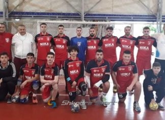 Hendboll/ Vllaznia e nis kampionatin si pretendente. Fiton dy ndeshjet e para të tij