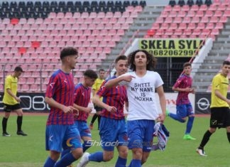 Besa bën pazar në SHKODËR, 19 vjeçari i talentuar vishet verdhezi