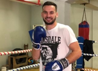 Arjon Kajoshi sot në ringun e Tuzit për të kërkuar fitoren e 9-të në boksin profesionist