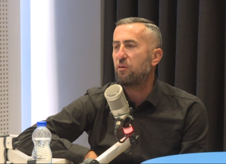 A E DI SE UNË TË NXJERRË? TRAJNERI SHKODRAN TREGON RASTIN E RRALLË ME JEMININ: FUTA 10 VETA NË FUSHË!