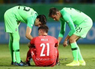 Brazili mund Italinë në çerekfinalen e Botërorit. Portieri Marco Molla shpërthen në lot