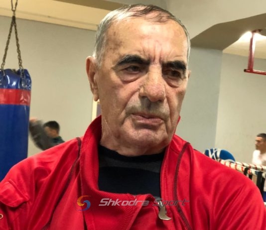 Zef Gjoni pas titullit të 23-të me Vllazninë: Këtu më keni deri 80 vjeç e më pas do t’i lë dorezat në ring