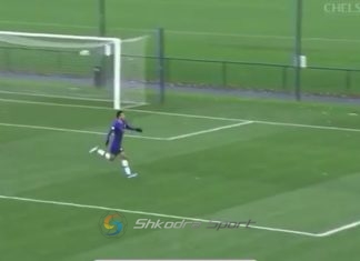 VIDEO / 30 metra sprint me top në këmbë, goli i Armando Brojës kthen Çelsin U23 në vendin e parë