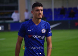 Tjetër gol i Armando Brojës, është lider tek Çelsi