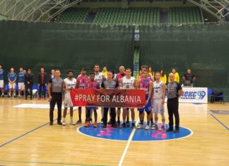 ‘Pray for Albania’ shpaloset edhe në Bullgari në ndeshjen e Ligës Ballkanike mes Akademic dhe Vllaznisë