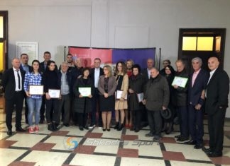 Bashkia Shkodër nderon më të mirët e historisë së volejbollit shkodran