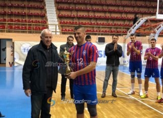 Vllaznia fiton kupën e 100 Vjetorit, mund me set final Prishtinën