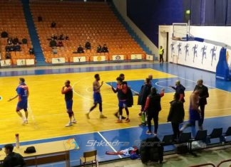 Vllaznia mund Partizanin dhe kualifikohet për në gjysmëfinale të Kupës