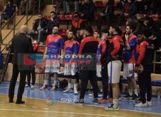 Vllaznia luan bukur dhe mund bullgarët e Akademic Bultex