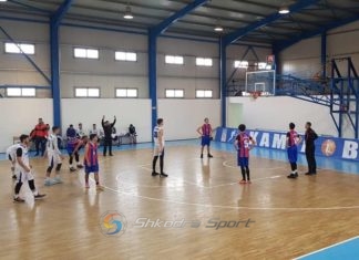 Pas 10 fitoresh rradhazi, vjen humbja e parë për të rinjtë e Vllaznisë