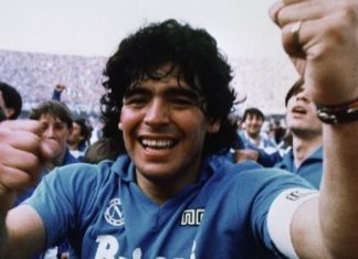 Maradona kujton titullin historik me Napolin, 10 maj 1987
