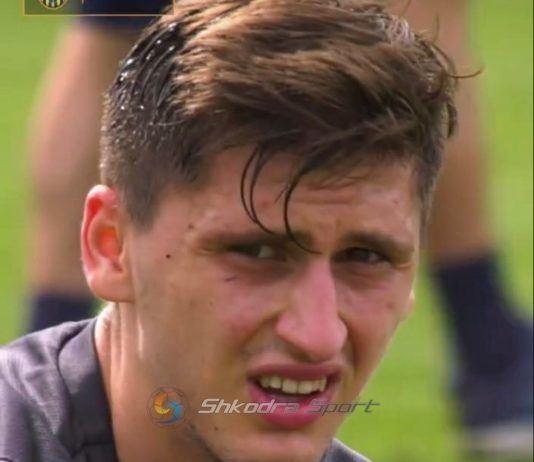 Fiorentina intensifikon përpjekjet për të marrë Marash Kumbullën