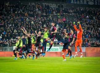 Futbollistët e skuadrës së Serie A heqin dorë nga paga e prillit