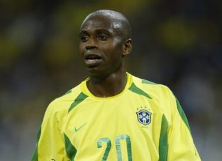 E njohin vetëm në Brazil, por ai thotë se ka qenë më i mirë se Nejmar, Mesi e Ronaldo