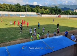 Plas pas ndeshjes në Pukë, policia rrethon stadiumin, grushta ekipit mik!