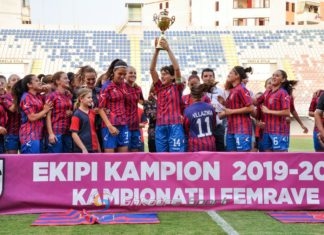Presidenti Duka uron Vllazninë, kampionen e Shqipërisë në futbollin e femrave!